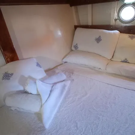 Veliero In Legno *